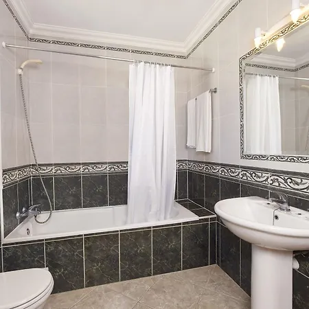 Torre Da Aldeia By Umbral Aparthotel 3*